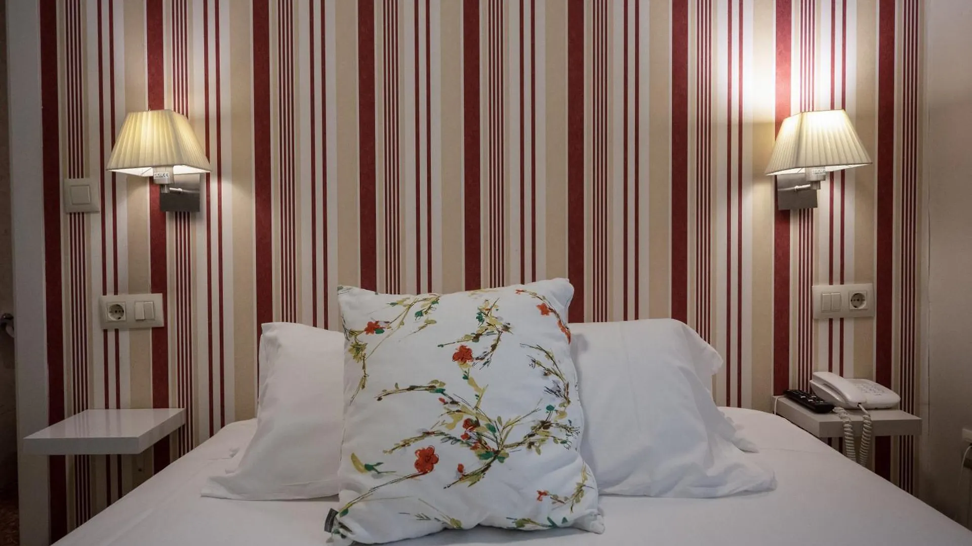 Colectia Hotel Santa Lucia Sewilla
