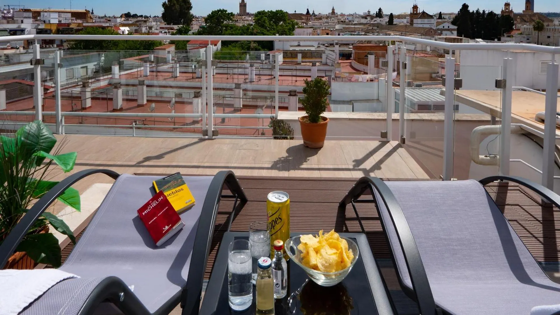 Colectia Hotel Santa Lucia Seville